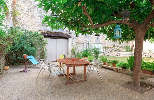 La Garde-Adhemar House | In the courtyard of the old Château in Drôme provençale