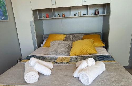 Torvaianica Apartment | IN THE FRONT OF THE BEACH