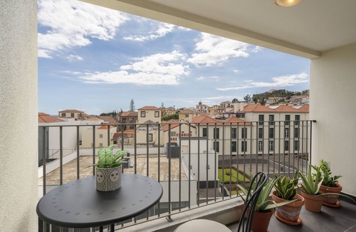 Imaculado Coracao de Maria Apartment | In the Funchal city center, Santa Luzia II