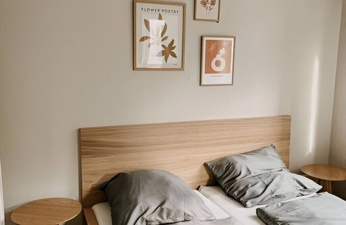Holsterhausen Apartment | In the heart of Essen! Live centrally! HO1L