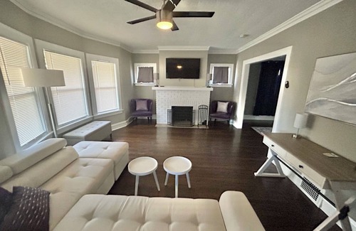 Lakewood Apartment | In the Heart of it all Lakewood- sleeps 6!