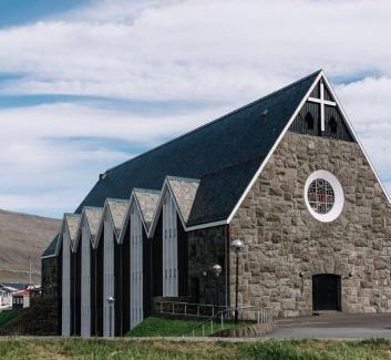 Klaksvik House | In the heart of Klaksvik
