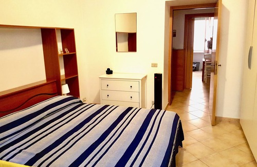Nettuno Apartment | IN THE "HEART" OF NEPTUNE-BEACH, SHOPS, MEDIEVAL VILLAGE, MARINA AND STATION 5 MINUTES ON FOOT. GARDEN