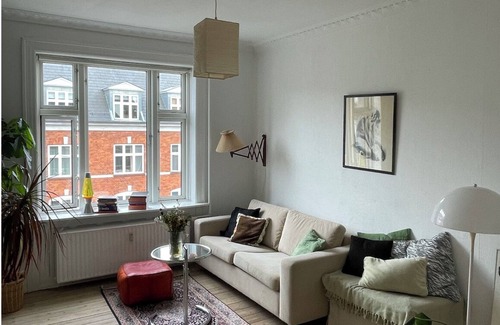 København N Condo | In the Heart of Nørrebro Apartment, Sleeps 4-5 People! Cool hip Neighbourhood