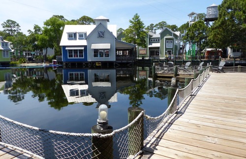 Baytowne Wharf Condo | In the heart of the action Baytowne Wharf! Observation Point North! Water View!