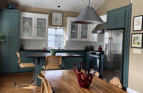 Blowing Rock House | In the heart of the village, private and quiet yet steps from downtown.