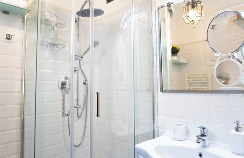 Rome City Centre Apartment | In the heart of the eternal city. One foot in the past, the comforts of the present.