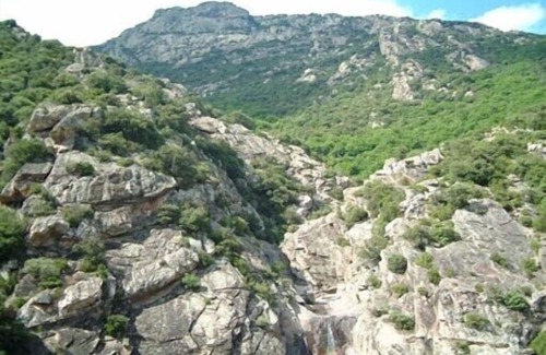 Premian House | In the heart of the Haut Languedoc gite sleeps 4 detached house with 2 mountain bikes