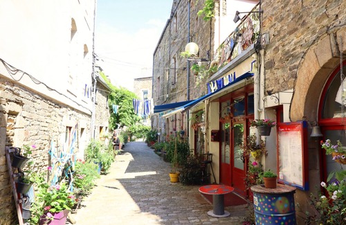Lannion House | In the heart of the historic district
