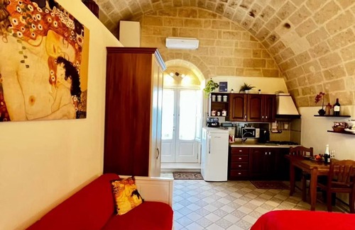 Sasso Caveoso Apartment | In the heart of the Sassi of Matera at 500 mt. from the historic center, apartment Deluxe