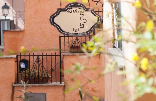 Tivoli Apartment | In the historic center with a view of the cathedral