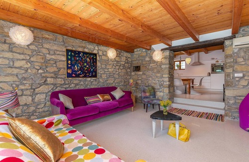 Krbune House | In the interior of Istria, on the gentle green slopes of the small village of Krbuni, you will find