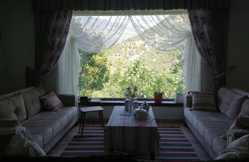 Amasya House | In the middle of a natural landscape