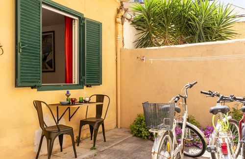 Livorno Apartment | In the shadow of Fortezza Nuova Cozy Apartment