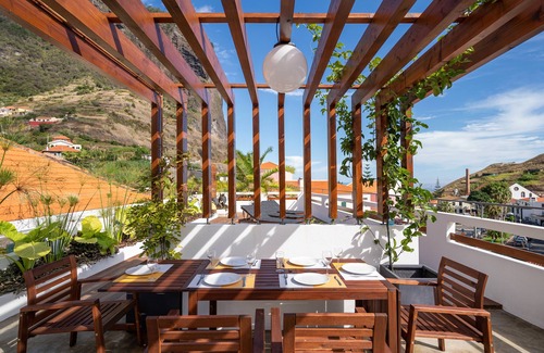 Porto da Cruz Apartment | In the village, between the sea and the mountains - Madeira Surf Camp III