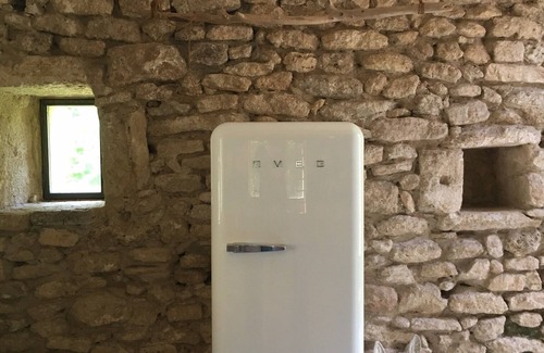 Uzes House | In Uzès, quiet, loft in independent 18th century mill with 15mx3m swimming pool