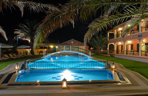 Termenades Apartment | In Villa Luxury Apartment with Pool