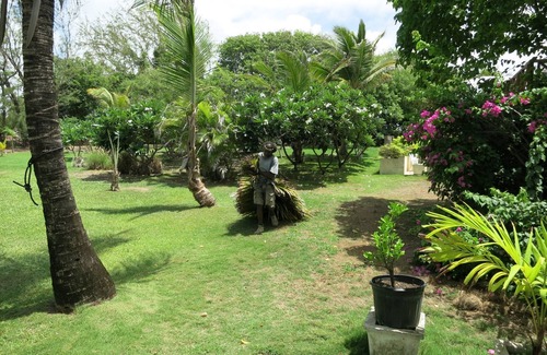 Silver Sands House | Inchcape Seaside Villas right on Silver Sands Beach - 2 bedr. House Courtyard,