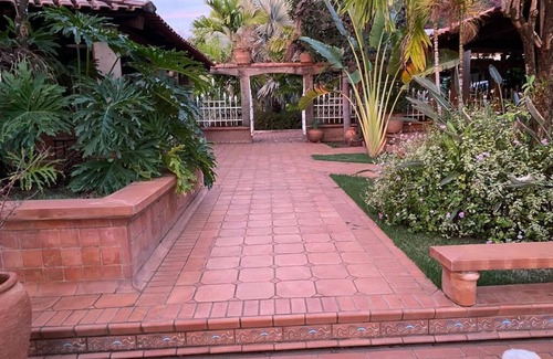 Rio Verde de Mato Grosso Villa | Incrível Casa Cercada de Natureza!