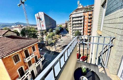 Vanchiglia Apartment | Incredibile Appartamento Fronte Mole