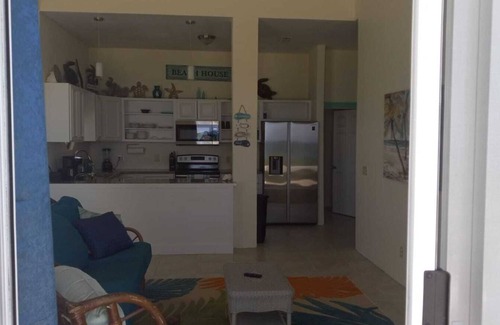 Green Turtle Cay Villa | Incredible 4 bedroom Villa-OCEAN FRONT with a dock! 25% FALL DISCOUNT!