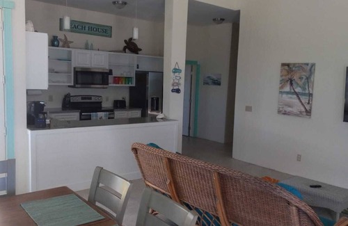 Green Turtle Cay Villa | Incredible 4 bedroom Villa-OCEAN FRONT with a dock! 25% FALL DISCOUNT!