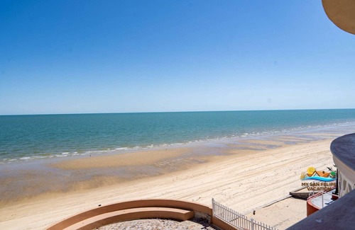 Villas de Las Palmas Condo | Incredible Beach front Las Palmas Condo # 2