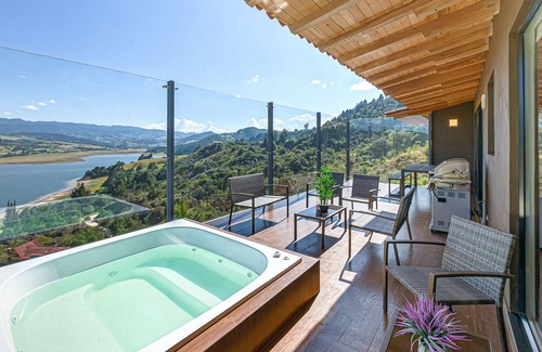 Choconta House | Incredible house in the sisga reservoir