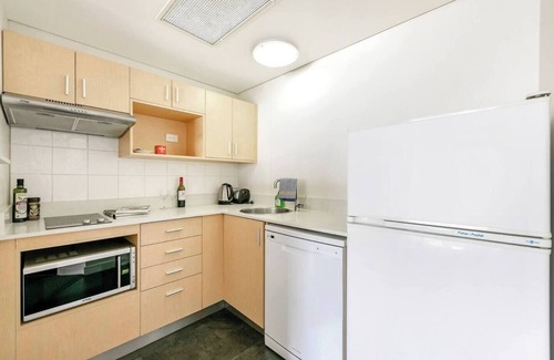 Darwin City Centre Apartment | Incredible Harbourfront Home Away from Home
