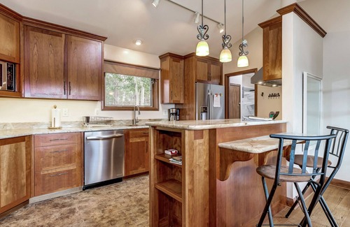 Woodland Park House | Incredible Mountain Home, Pikes Peak View, 21 acres!