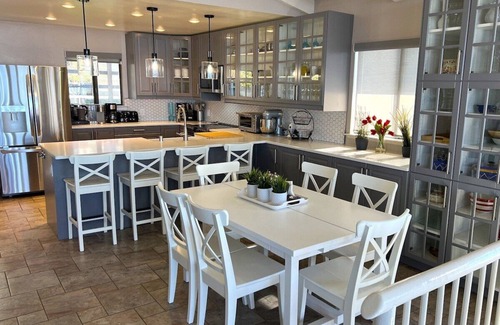 Watsonville House | Incredible Oceanfront Luxury ~ VIEWS ~ Billiards/Pong * new grocery delivery!