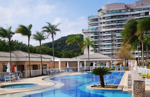 Recreio dos Bandeirantes Resort | Incredible Penthouse With Pool at Barra Sunday Resort B1-0029
