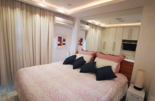 Recreio dos Bandeirantes Resort | Incredible Penthouse With Pool at Sunday Resort R1001