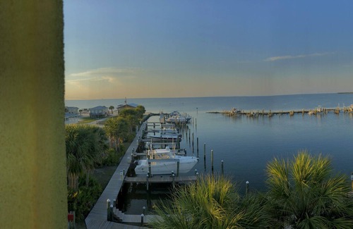 Fort Morgan Pines Condo | Incredible Penthouse unit. Huge Balcony with breathtaking Views