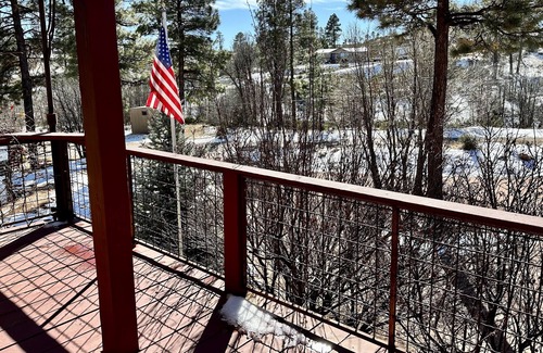 Timberland Acres Cabin | Incredible Privately Gated Cabin in Show Low Forest w/ VIEWS, Game/Toy Room!