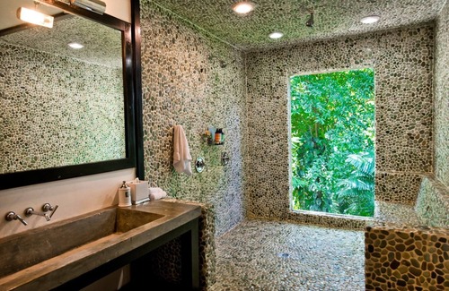 Punta Gorda Resort | Incredible Suite w/Jungle Views, Walk-In Shower, Screened Balcony, & WiFi