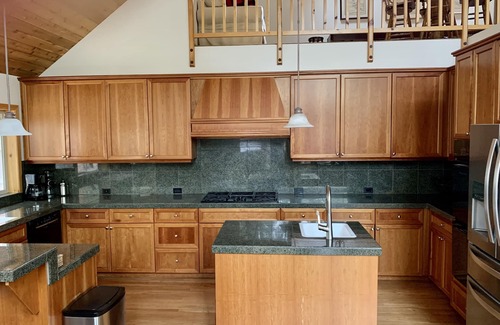 Skyland House | Incredible Tahoe Vacation Experience for 10 guests, 4 Bed, 4 Bath, 3600 sq ft