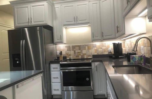 North Park Apartment | Incredible Views in Downtown Provo