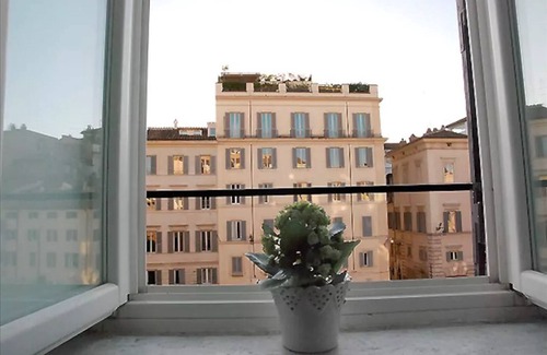Rione VIII Sant'Eustachio Apartment | Incredible Views of Campo de Fiori (WiFi)