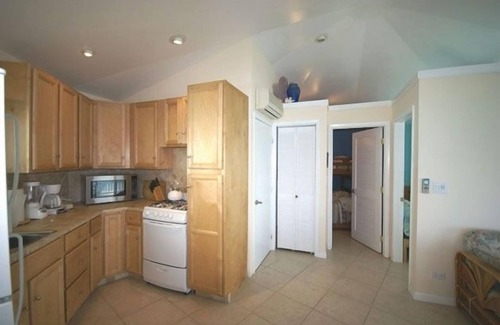 Staniel Cay Cottage | Incredible water views/sunsets.includes golf cart!