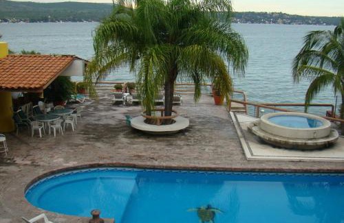Tequesquitengo Villa | Incredibly Beautiful Big Villa For Up To 30 Guests