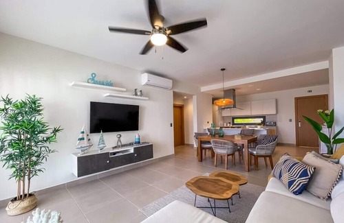El Cortecito Apartment | Incredibly Beautiful condo just steps to the beach