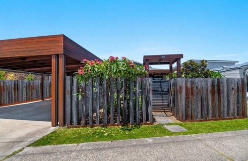 Lennox Head Apartment | Indah is a well-proportioned residence provides the perfect single-level home.