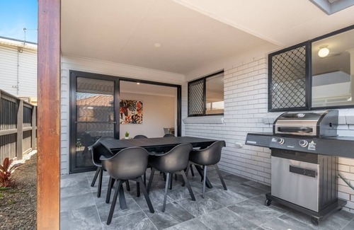 Lennox Head Apartment | Indah is a well-proportioned residence provides the perfect single-level home.