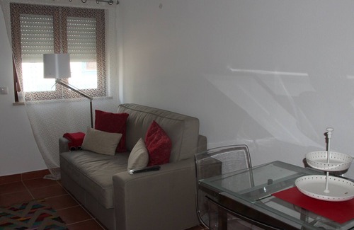 Vila Nova de Milfontes Apartment | Independent apartment for 2/4 people. Available in July, August and September.