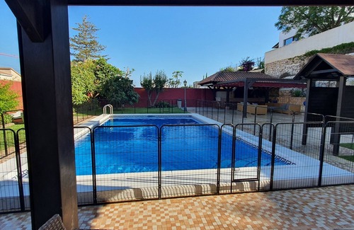 Torre de Benagalbon Ski Chalet | Independent villa with pool near the beach
