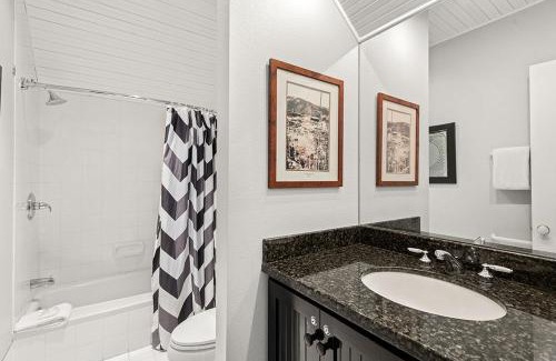 Downtown House | Independence Square Unit 303, Corner Studio with Premier Finishes, Downtown Location
