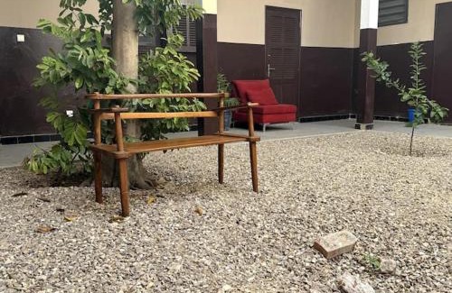 St. Louis Apartment | Independent room on Island in colonial house with private entrance