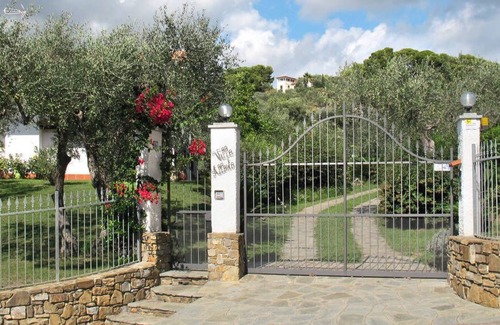 Diano Castello House | Independent villa with garden of 2500sqm DIA 350