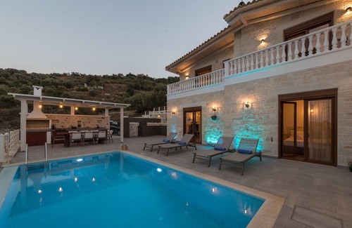 Malevizi Villa | "INDER" sea view Villa with private pool!